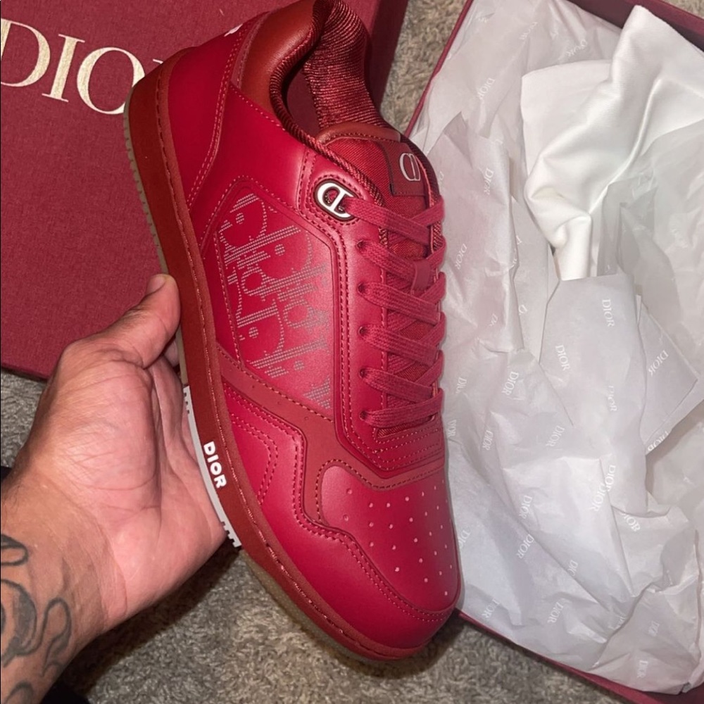 Awesome Dior Sneakers Never Worn, Got the Wrong Color & Can’t Return Them Back